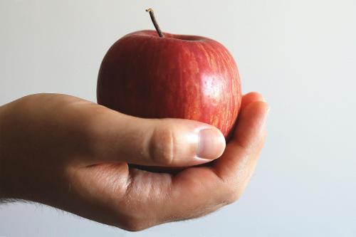 /img/apple.jpg